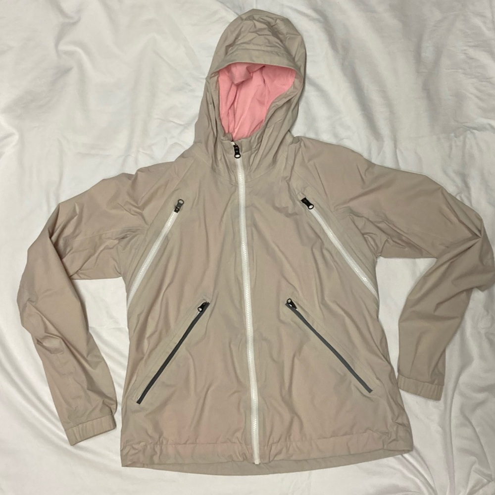 Lululemon size 8 windbreaker